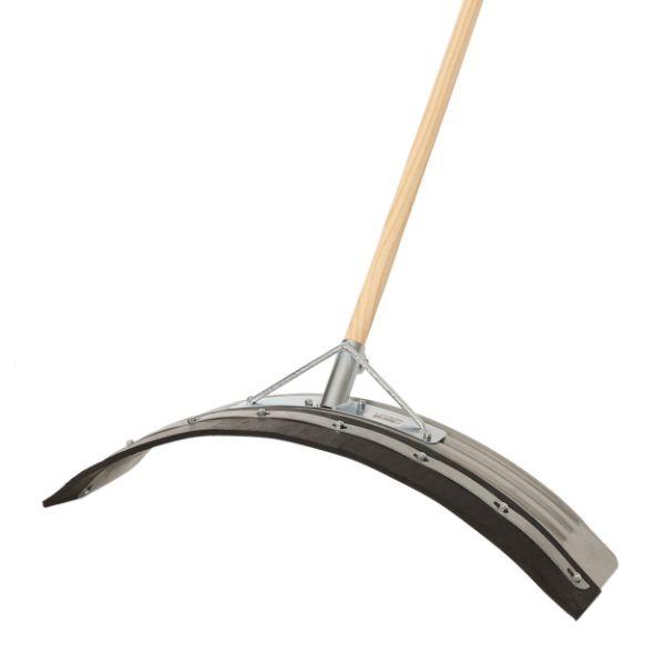 28" Yard Scraper & Handle - Curved