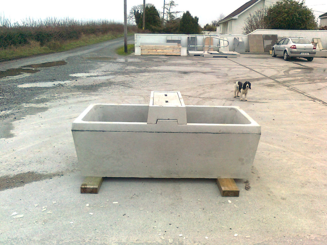 Top Fill Concrete Water Trough 150 Gallon