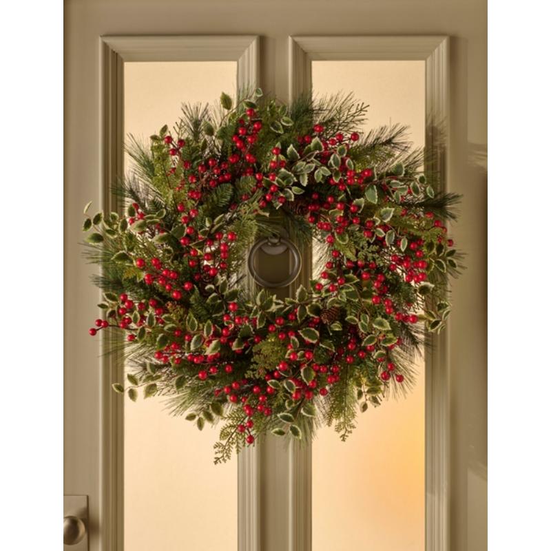 Hollyberry - 26" Wreath