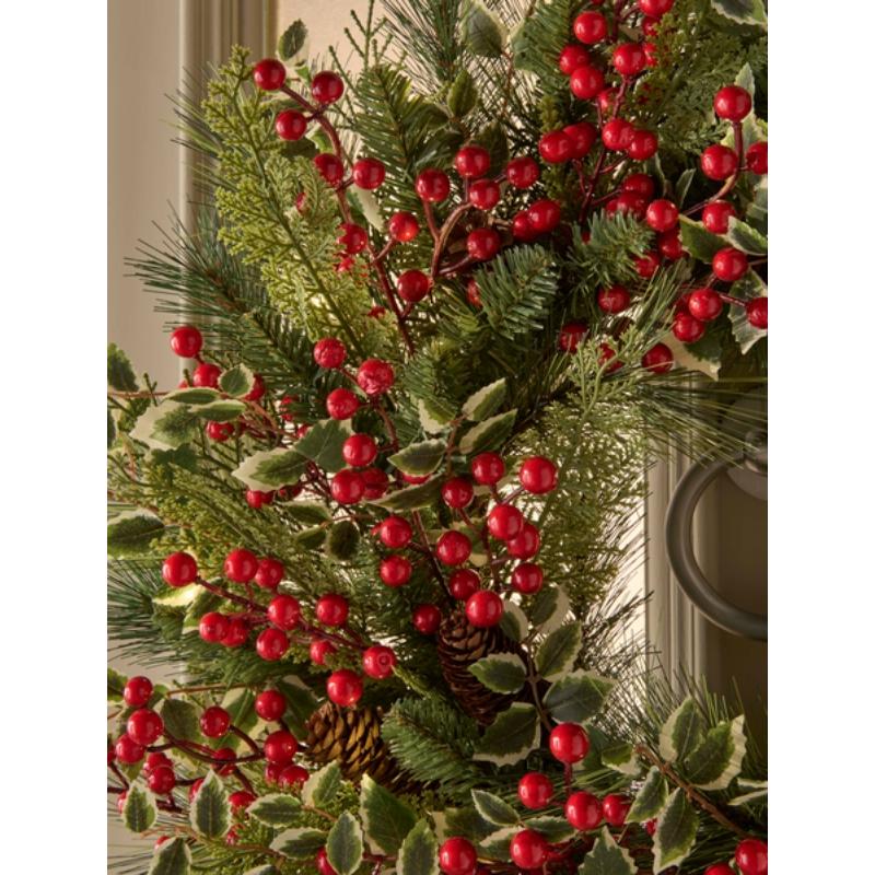 Hollyberry - 26" Wreath