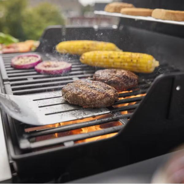 Weber Spirit E-310 3 Burner Gas Barbecue