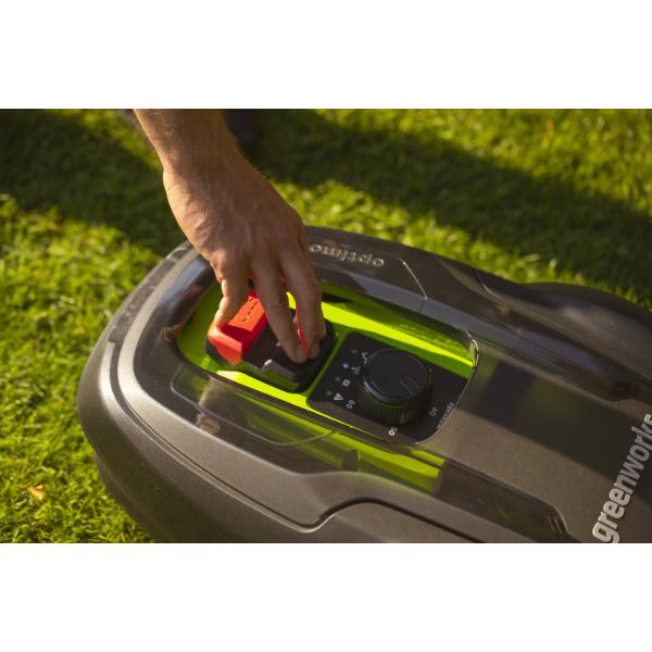 Greenworks 500m2 Robotic Auto- Lawnmower