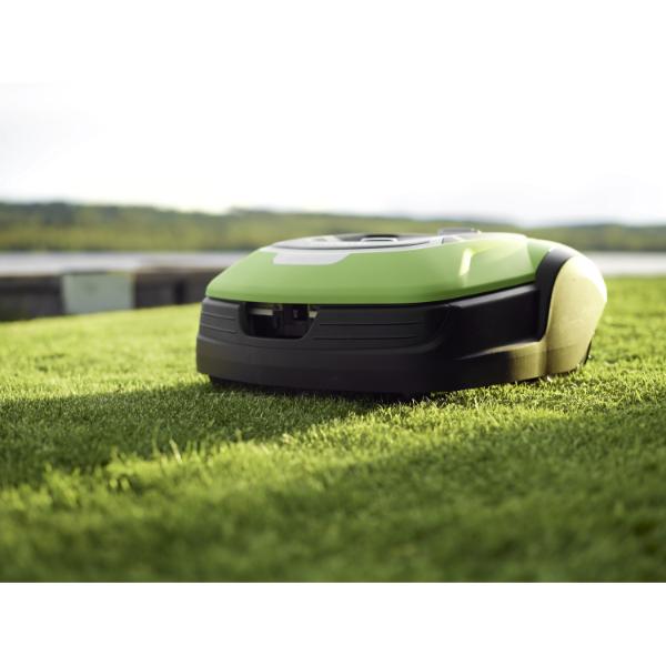 Greenworks 1500m2 Robot Lawnmower