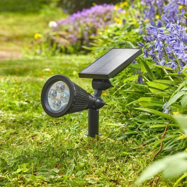 Smart Garden Super Bright Lumi Spotlight 70L