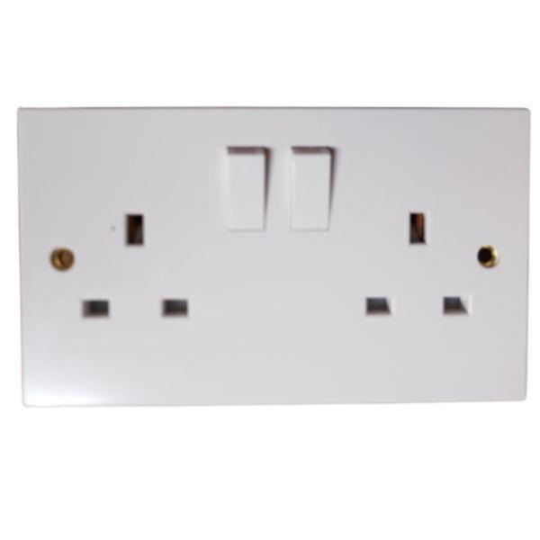 2 Gang Socket Switched