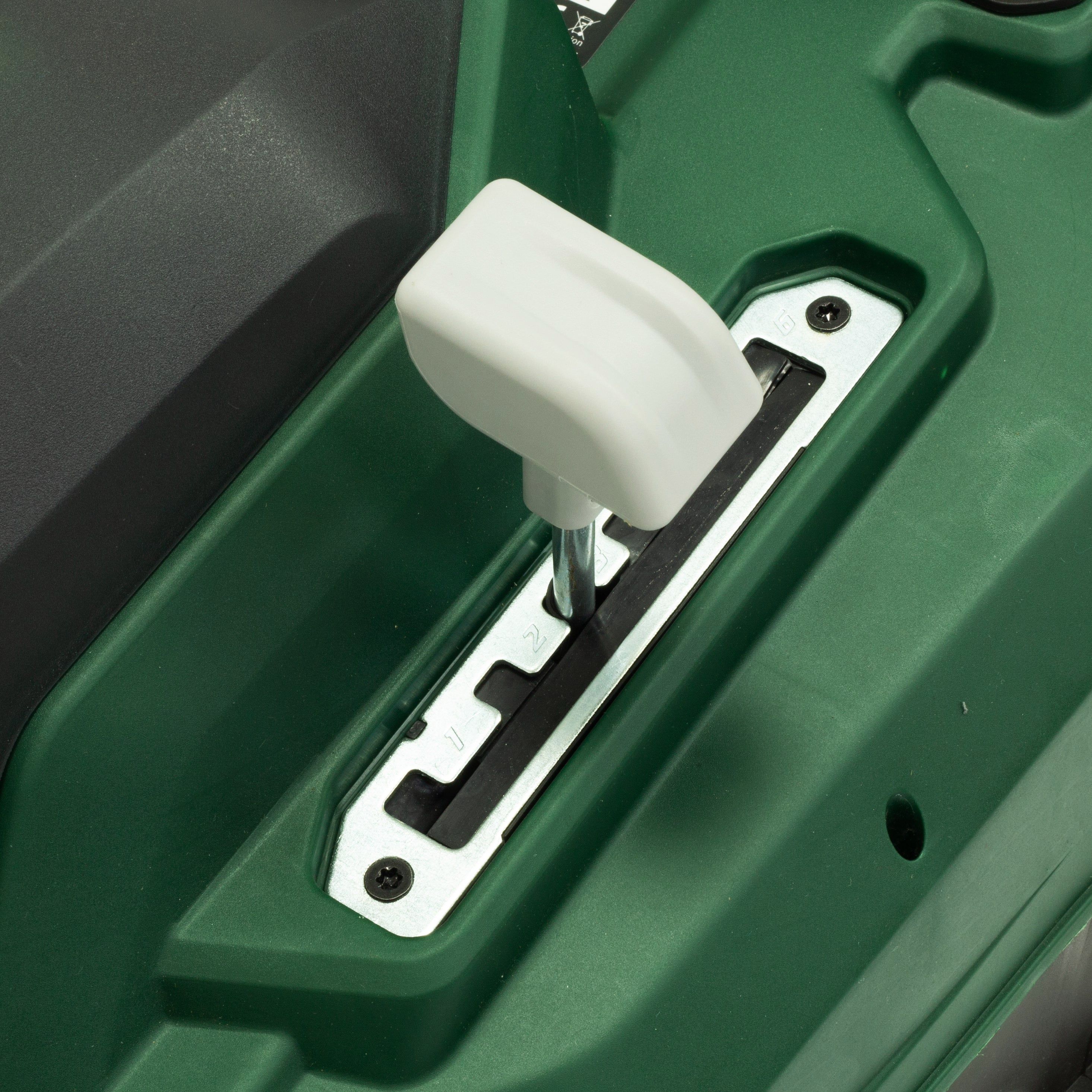 Webb Eco 40V Cordless Lawnmower 43cm with 2 x 4ah batteries & charger