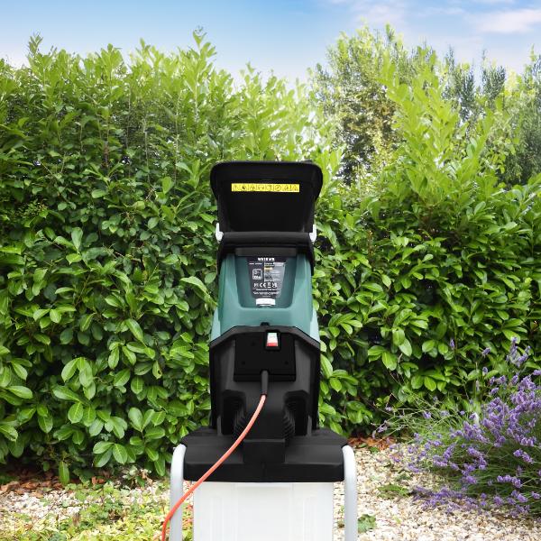 Webb Electric Impact Shredder with Box & Detachable Hopper