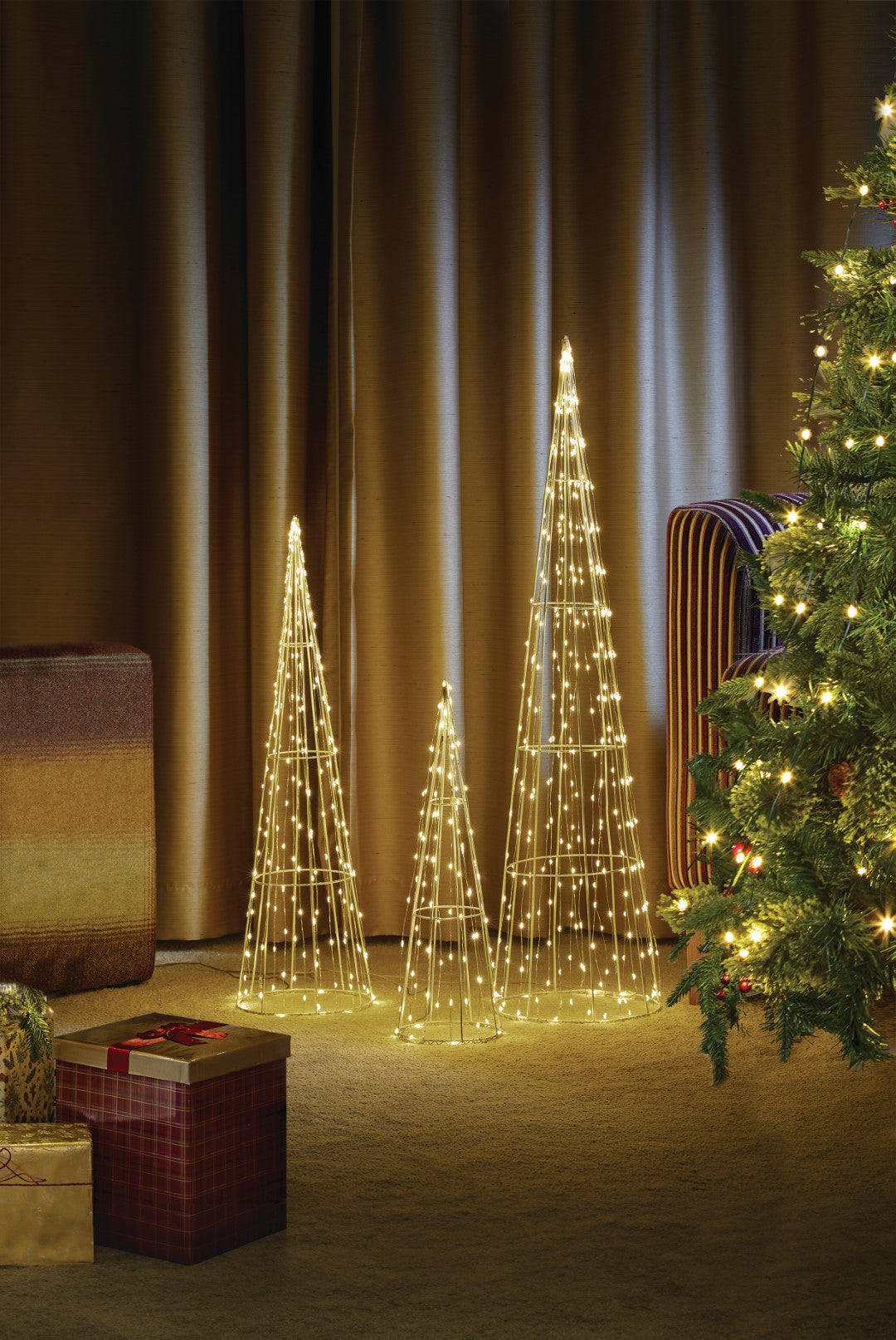 Three Kings TreeCone Trio 640 Warm White LEDs 52cm