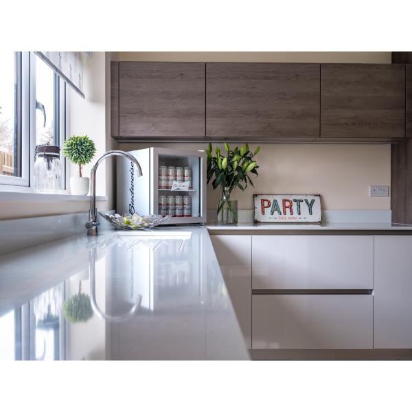 Husky Budweiser HM72-HU-E 48ltr Drinks Cooler - Silver | F-rated