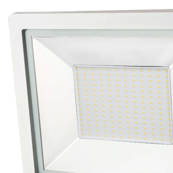 Luceco Eco Flood IP65 White 20000 Lumens 200 Watt 4000k White