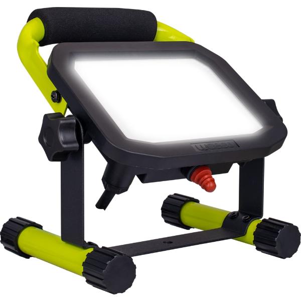 Luceco Castra Worklight Black/Green Light 220Volt 3300 Lumens 30Watt