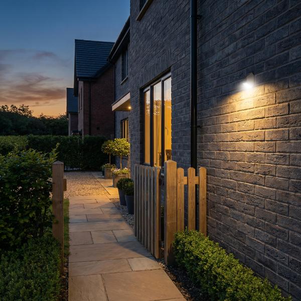 Luceco Rubix Solar Wall Light USB-C Port, PIR & CCT, Adjustable, Grey