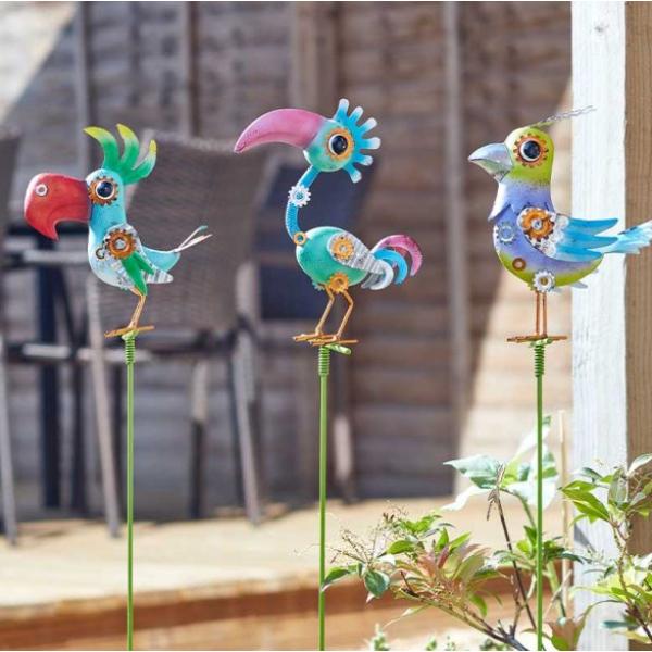 Smart Garden Décor Funky Birds Barmy Stakes