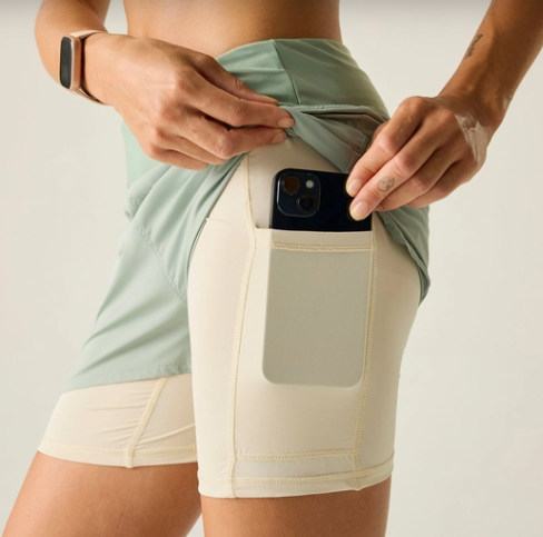 Dare 2 Be Ladies Nimble ShortS Glacier Green/Almond Milk