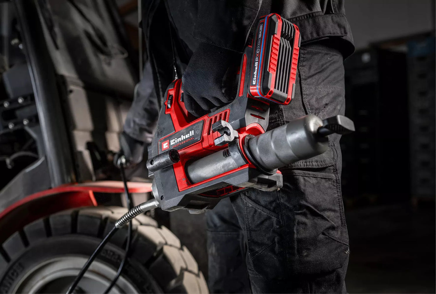 Einhell Professional PXC 18V TP-GR 18/690 Li Grease Gun - Body Only
