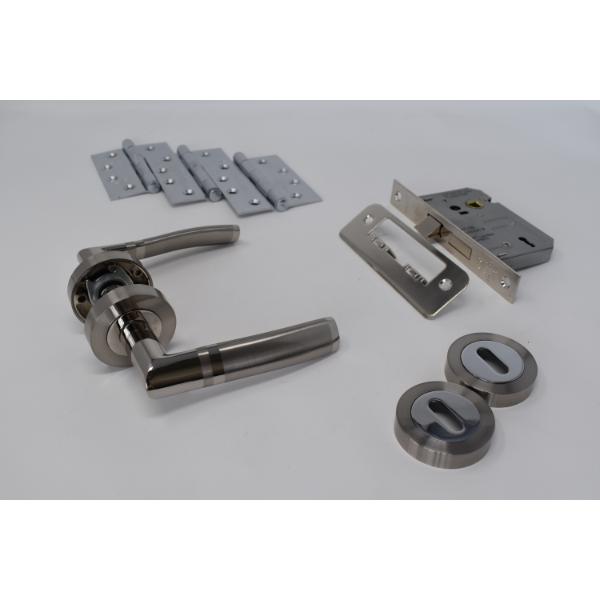 Carlisle Brass Ultimate Door Pack Dunmore Lever On Rose, Lock, 2 Esc With 3 Hinges Pnsn
