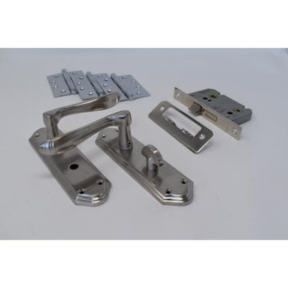 Carlisle Brass Ultimate Door Pack Shelbourne Bathroom On Plate, Lock And 3 Hinges Satin Nickle