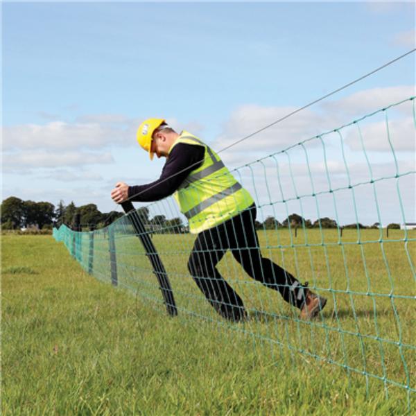 2G Hollow Fencing Post Plastic Stakes