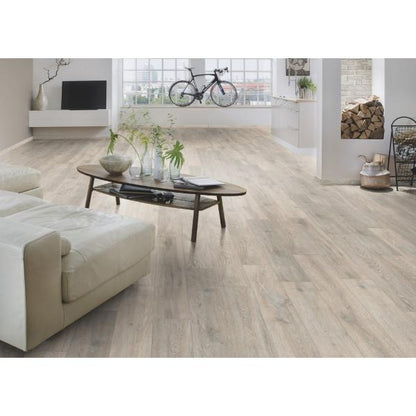 Canadia Porto Oak 12mm AC5 Laminate Flooring + 1.81 SQ YD Per box
