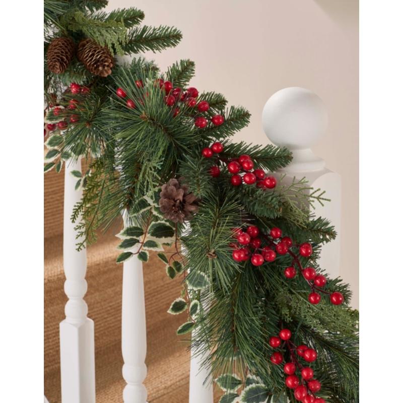 Hollyberry - 6Ft X 10&quot; Garland