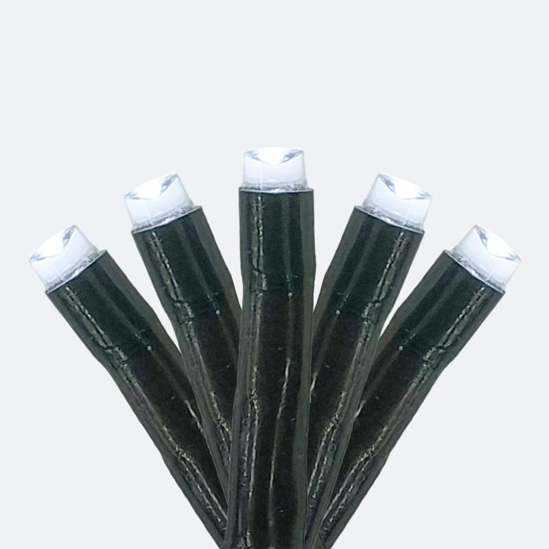 Christmas Battery Operated 600LED Cluster lights Ice white