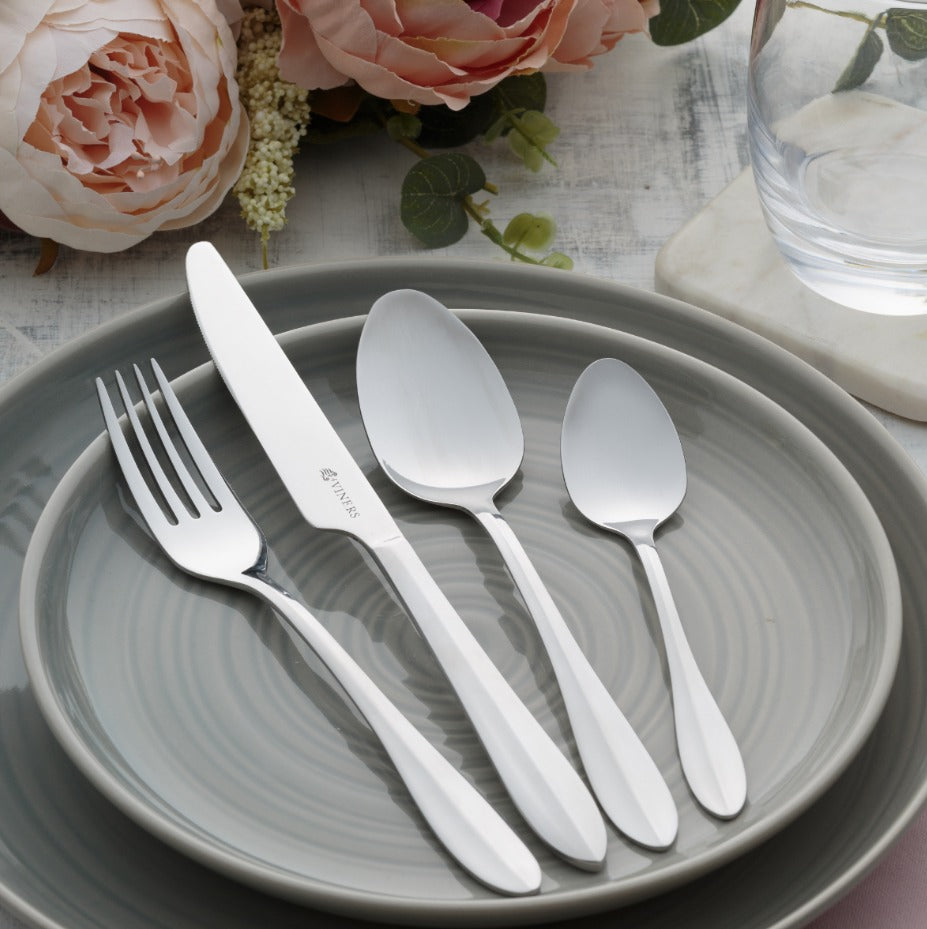 Viners Everyday 16Pc Cutlery Set With 4 Extra Steak Knives 
