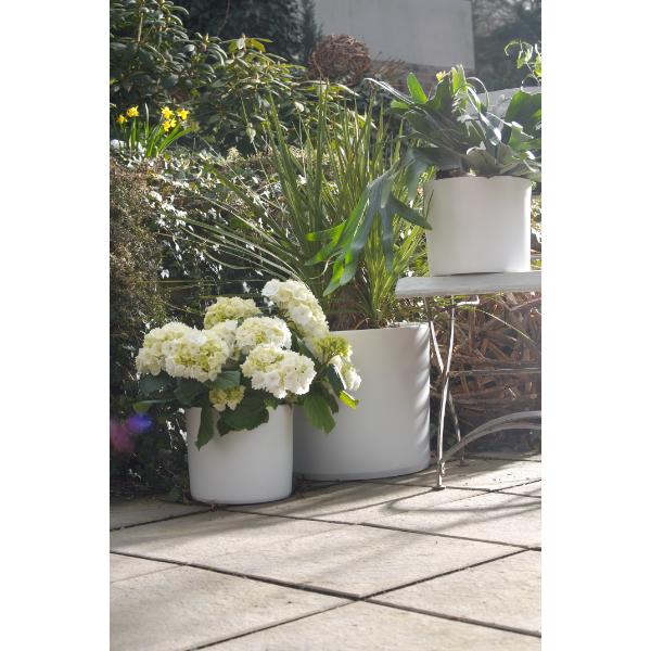 sk plant pots SK Extra Large Indoor Pot Miami Matt White H28xxD32cm – Co-Op Superstores