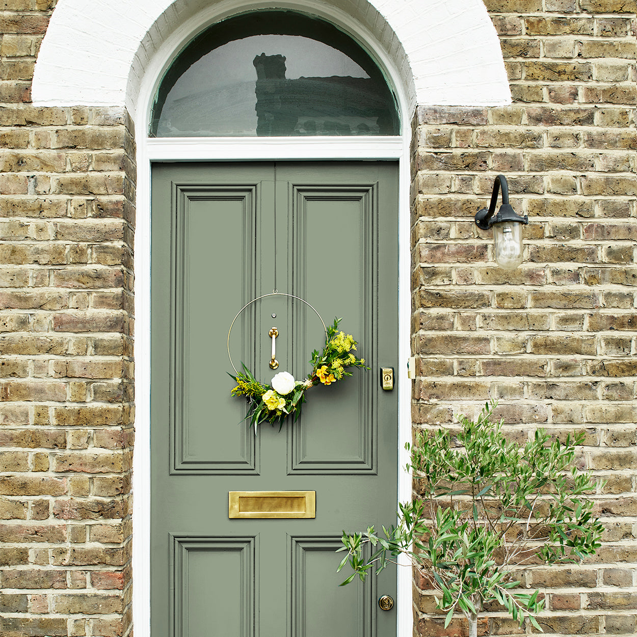 Dulux Exterior Satinwood Modern Stone 2.5L