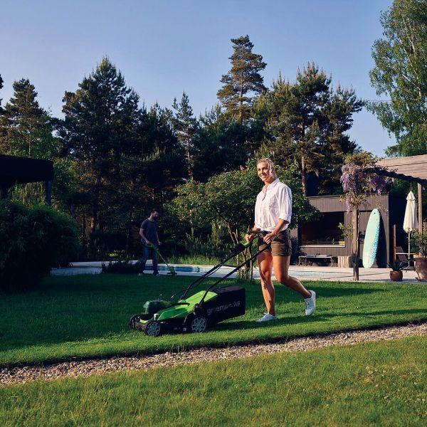 Greenworks 48v (2 x 24v) 36cm Battery Lawnmower plus 25cm Line Trimmer