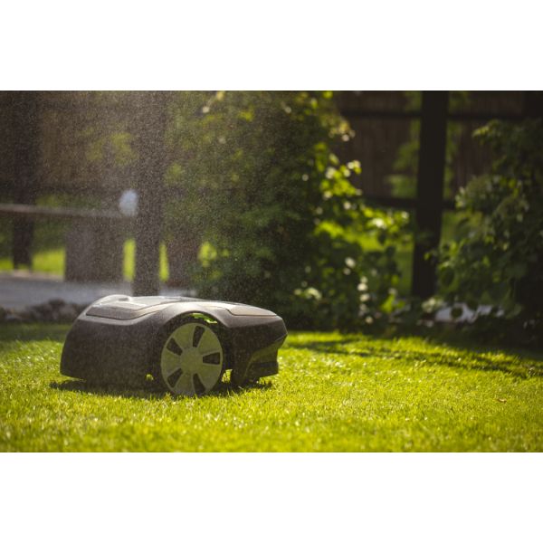 Greenworks 750m2 Robot Lawnmower