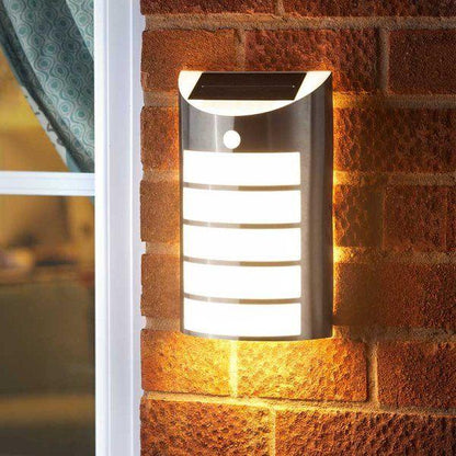 Smart Solar PIR Welcome Light - Warm White - 100 Lumens