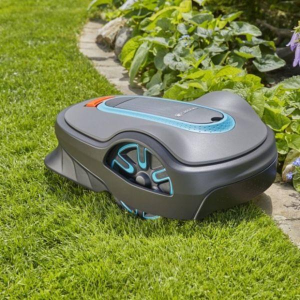 Gardena SILENO Life Robotic Lawnmower - 1250 Sq. M2