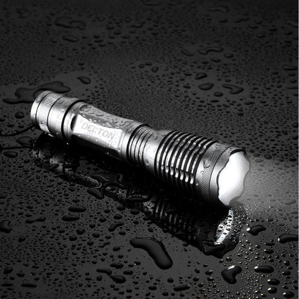 Dekton Pro Light XT400 Endurance Torch - 400