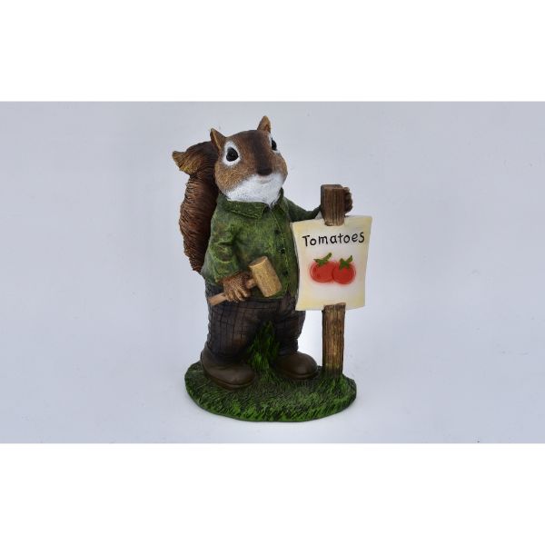 Garden Ornament Squirrell With Tomatoes Sign D15H23