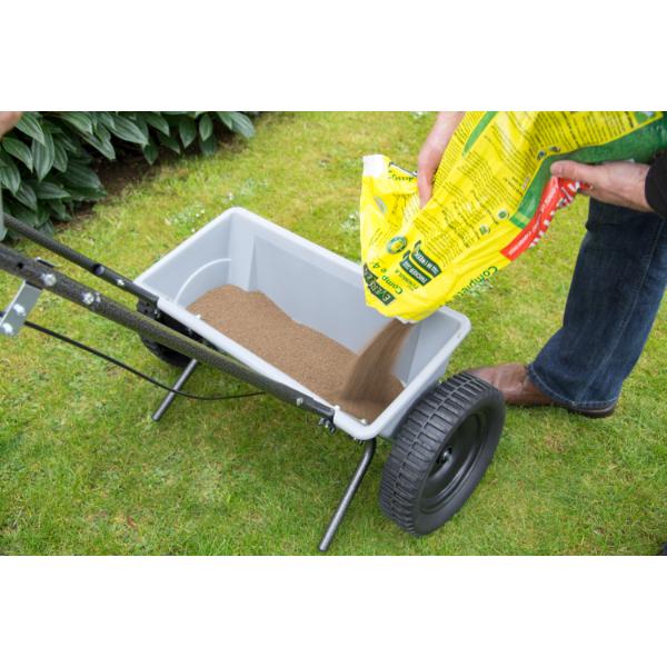 The Handy 27kg (60lb) Drop Spreader