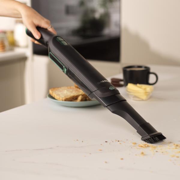 Salter Professional Hand Vacuum 11.1V Black And Green