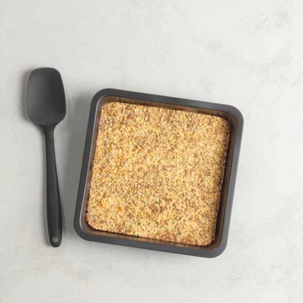 Salter Bakes 23cm Square Pan