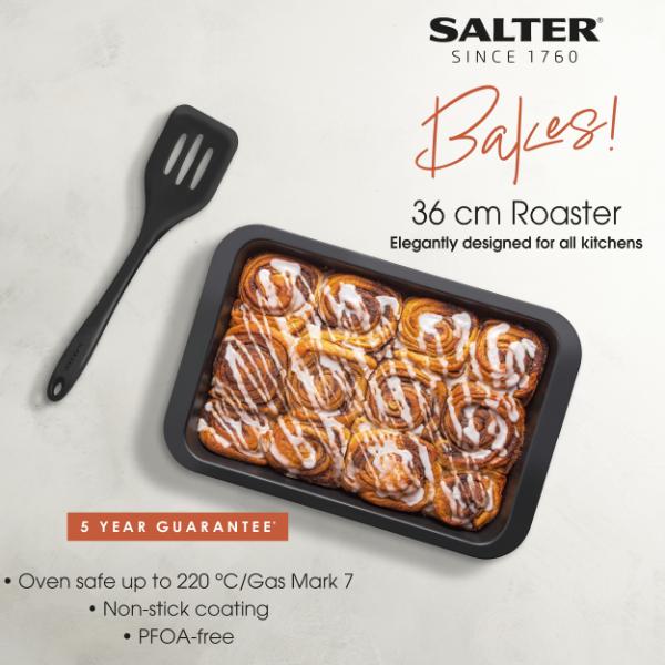 Salter Bakes 36cm Roaster
