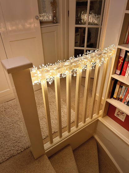 Three Kings Cluster Lights 880 Warm White LEDs