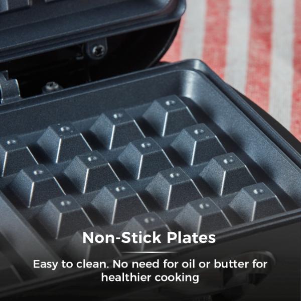 Tower 750W Waffle Maker Black