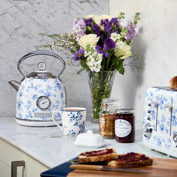 Laura Ashley 1.7L Dome Kettle China Rose