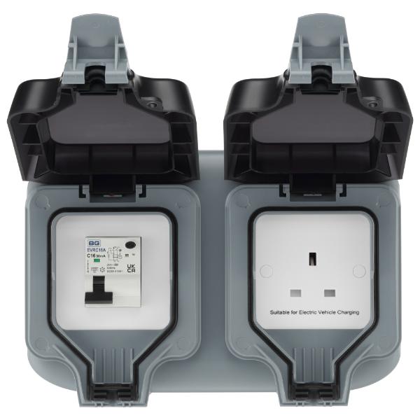 Masterplug 13A Single Switched Socket, IP66