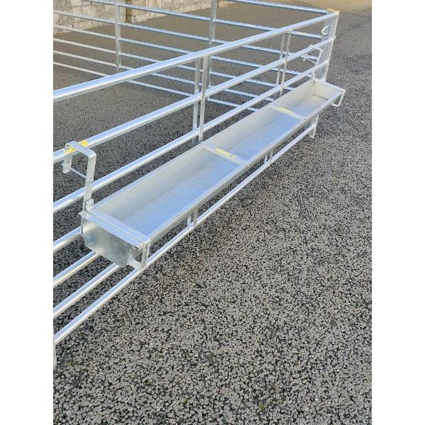 Gate Trough Buffalo Hanging On Gate 8Ft Trough – Co-Op Superstores