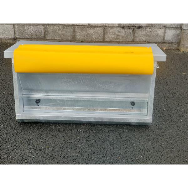 Buffalo 75Kg Capacity 4Ft Hopper Creep Box Galvanised