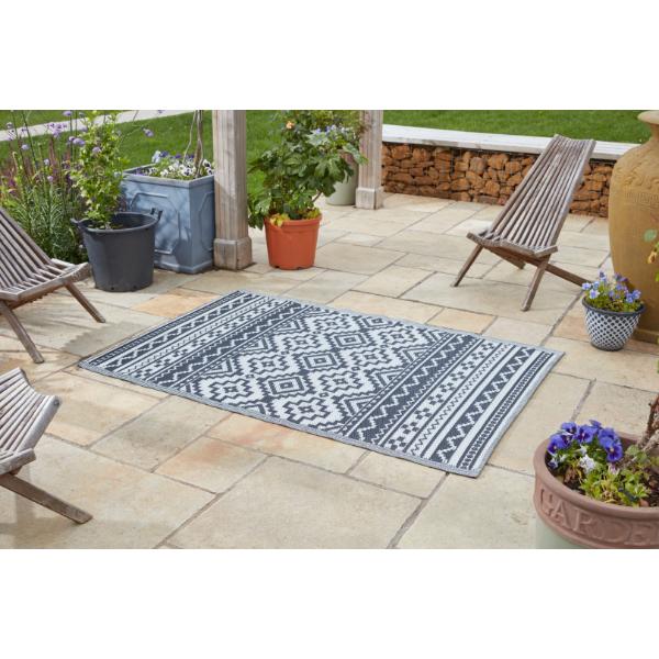 Smart Garden Outside In Designs Mayan Alfresco Rug - Slate 150 x 210 cm