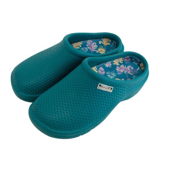 Town &amp; Country Teal Cloggies 4