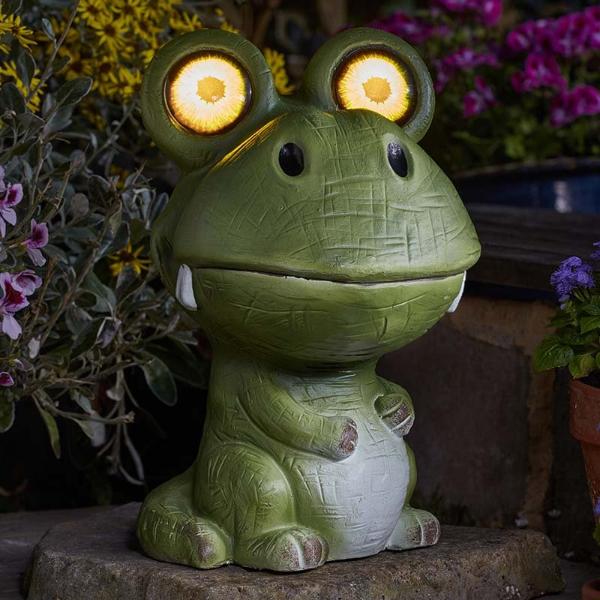 Smart Garden Solar Glow Eyes Croc
