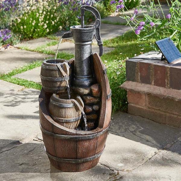 Smart Garden Whisky Barrels Solar Water Feature