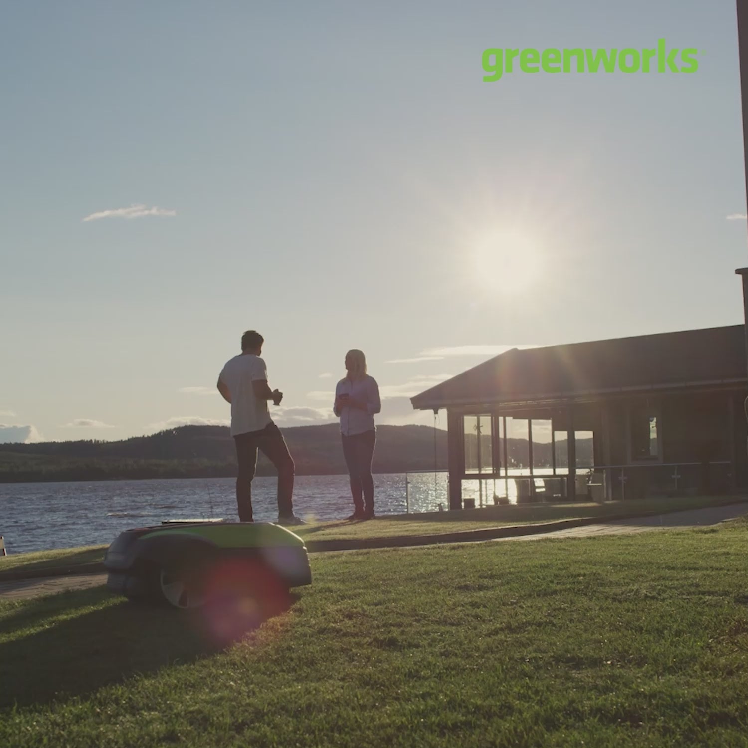 Greenworks 750m2 Robot Lawnmower
